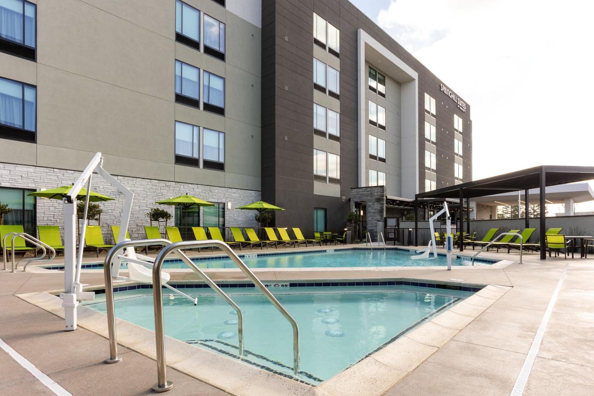 Springhill Suites By Marriott Pleasanton Ngoại thất bức ảnh