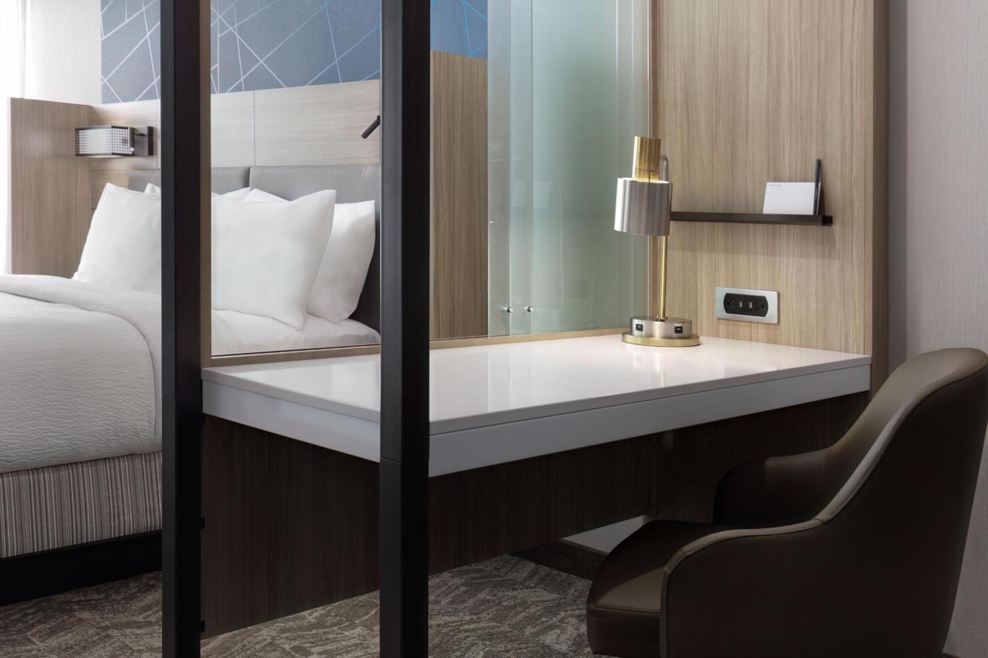 Springhill Suites By Marriott Pleasanton Ngoại thất bức ảnh